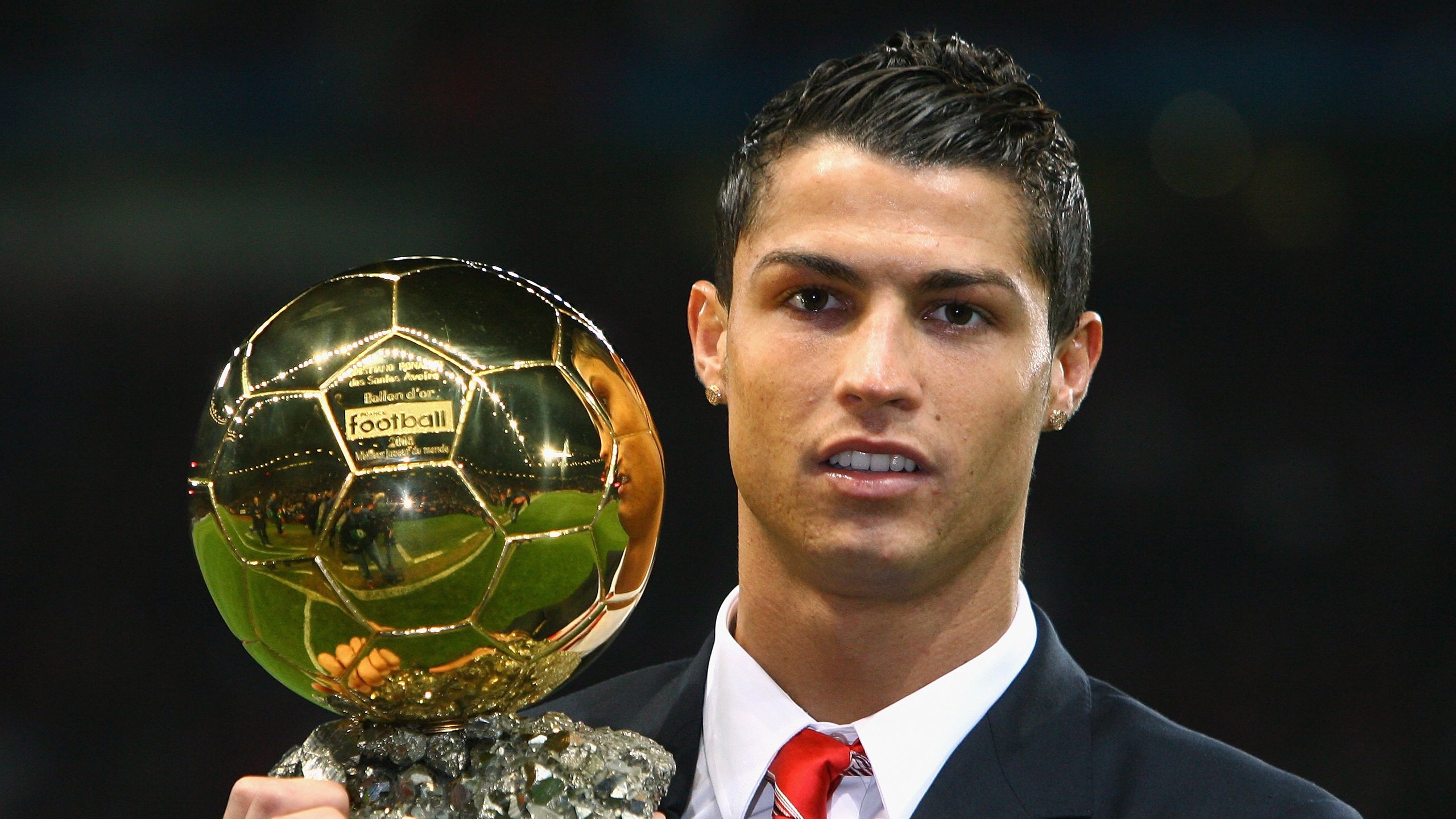 开云体育官方网站-欧冠半决赛之夜,武切维奇稳定输出不掉线,在风暴眼中雕刻时间的人 第2张 开云体育官方网站-欧冠半决赛之夜,武切维奇稳定输出不掉线,在风暴眼中雕刻时间的人 第2张