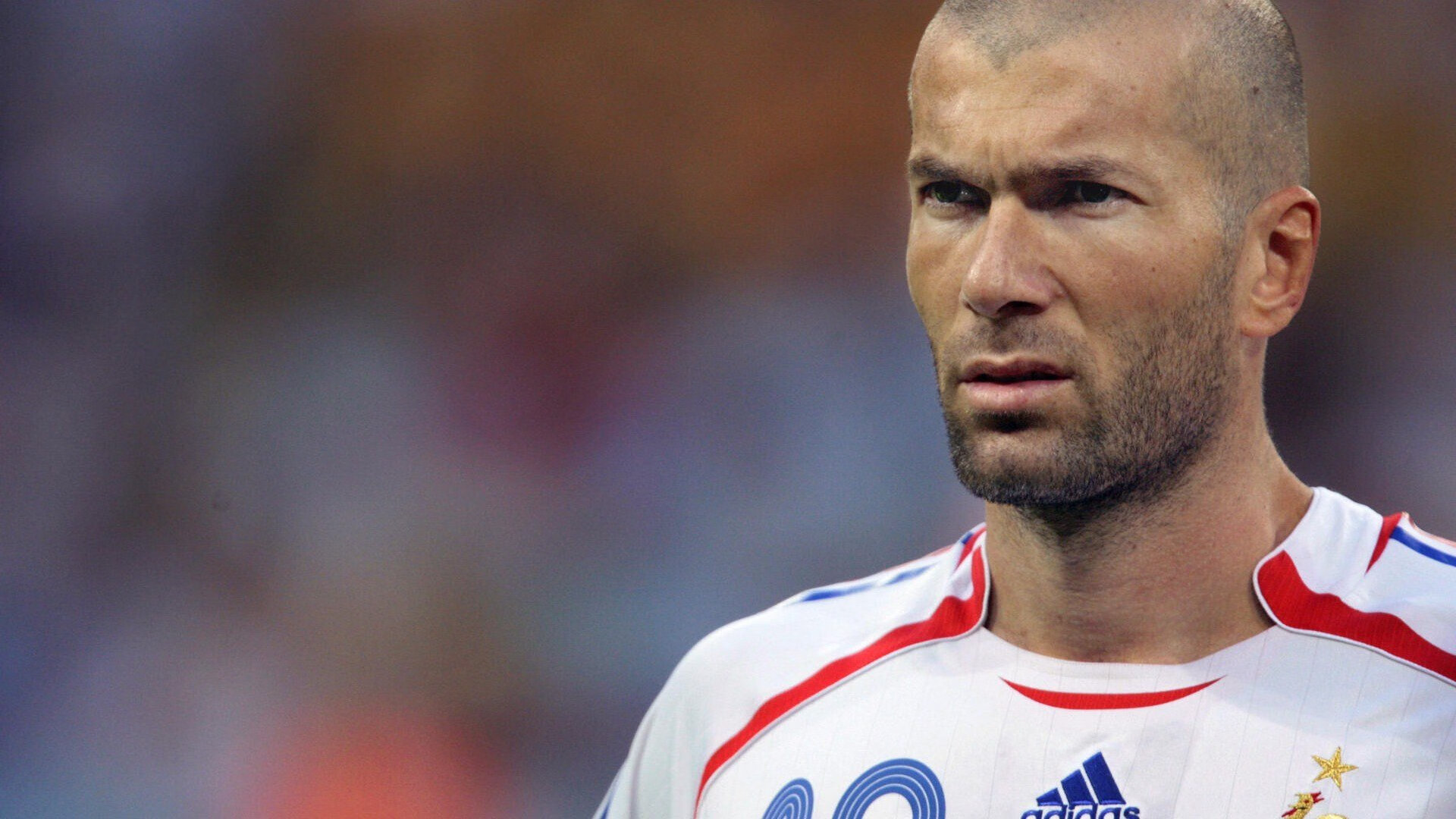 开云下载-C组焦点战震撼上演，哥伦比亚强势横扫伊朗，B费以全能表现主导全场  第2张